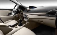 Interieur_Renault-Fluence_40