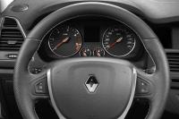 Interieur_Renault-Laguna-3_28
                                                        width=