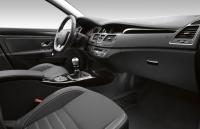 Interieur_Renault-Laguna-3_32