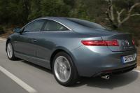 Exterieur_Renault-Laguna-Coupe_9
                                                        width=