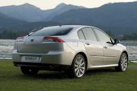 Exterieur_Renault-Laguna_0
                                                        width=