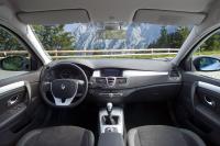 Interieur_Renault-Laguna_65
                                                        width=