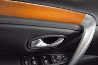 Interieur_Renault-Laguna_75