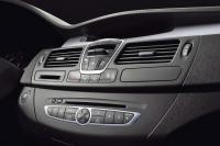 Interieur_Renault-Laguna_86