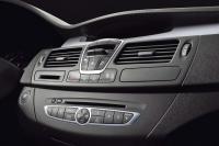 Interieur_Renault-Laguna_57
                                                        width=