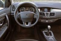 Interieur_Renault-Laguna_100