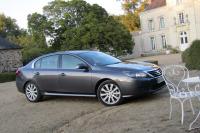 Exterieur_Renault-Latitude-V6-dCi-Initiale_20