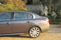 Exterieur_Renault-Latitude-V6-dCi-Initiale_1
                                                        width=