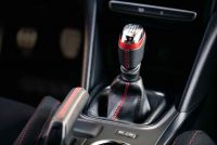 Interieur_Renault-Megane-RS-2018_19
                                                        width=