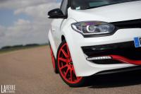 Exterieur_Renault-Megane-RS-3-Trophy-R_13
                                                        width=