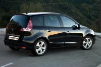 Exterieur_Renault-Scenic-2009_10