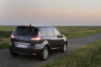 Exterieur_Renault-Scenic-2009_16