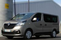 Exterieur_Renault-Trafic-Combi_9