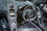 Interieur_Salons-McLaren-Geneve-2014_14