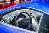 Interieur_Salons-McLaren-Geneve-2014_15