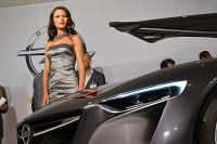 Exterieur_Salons-Opel-Monza-Presentation_3