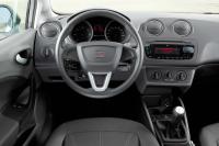 Interieur_Seat-Ibiza-Ecomotive-2011_15