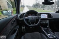 Interieur_Seat-Leon-Cupra-ST-300_43