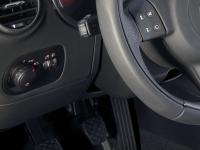 Interieur_Seat-Leon_60
                                                        width=