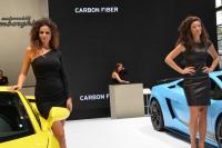 Exterieur_Sexy-Italian-babes-Paris-motorshow_4