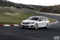 Exterieur_Skoda-0ctavia-RS-2017_0
                                                                        width=