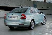 Exterieur_Skoda-Octavia-2009_2
                                                        width=