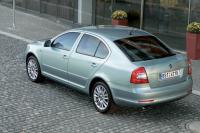 Exterieur_Skoda-Octavia-2009_7