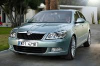 Exterieur_Skoda-Octavia-2009_15