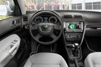 Interieur_Skoda-Octavia-2009_21
                                                        width=