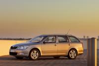 Exterieur_Skoda-Octavia-Combi-2009_11