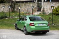 Exterieur_Skoda-Octavia-RS-TDI-2017_11