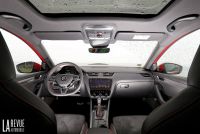 Interieur_Skoda-Otavia-RS-230_14