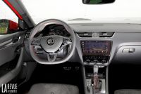 Interieur_Skoda-Otavia-RS-230_16
                                                        width=