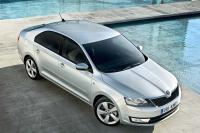 Exterieur_Skoda-Rapid-2013_12