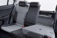 Interieur_Skoda-Rapid-2013_20