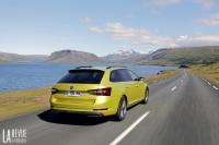 Exterieur_Skoda-Superb-Combi-Sportline_39
                                                        width=