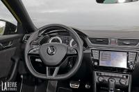 Interieur_Skoda-Superb-Combi-Sportline_45