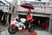 Exterieur_Sport-24H-du-Mans-moto-hotesses_21