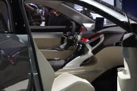 Interieur_SsangYong-SIV-1-concept_11
                                                        width=