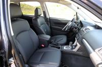 Interieur_Subaru-Forester-2.0-CVT-Premium-2014_22