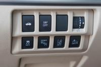 Interieur_Subaru-Legacy-2014_27