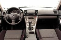 Interieur_Subaru-Legacy_21