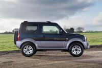 Exterieur_Suzuki-Jimny-2013_2