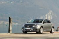 Exterieur_Suzuki-Kizashi-2013_1
                                                        width=