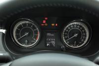 Interieur_Suzuki-Kizashi-2013_17
                                                        width=