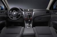 Interieur_Suzuki-Kizashi_24
                                                        width=