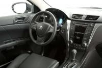 Interieur_Suzuki-Kizashi_29