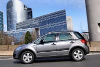 Exterieur_Suzuki-SX4-2010_11