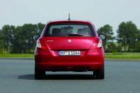 Exterieur_Suzuki-Swift-2011_2