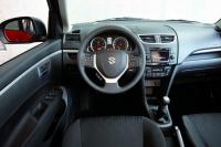 Interieur_Suzuki-Swift-2011_34
                                                        width=